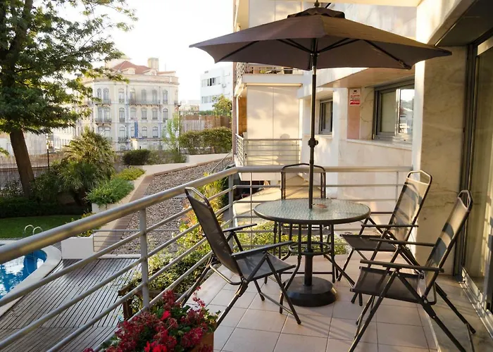 Joivy Graca Luminous 2-Br Apartment With Terrace